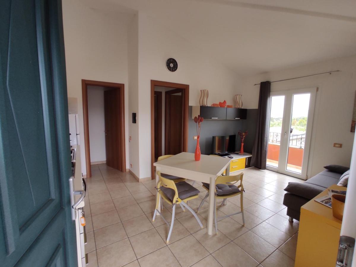 Casa Vacanze - Villa San Pietro ภายนอก รูปภาพ