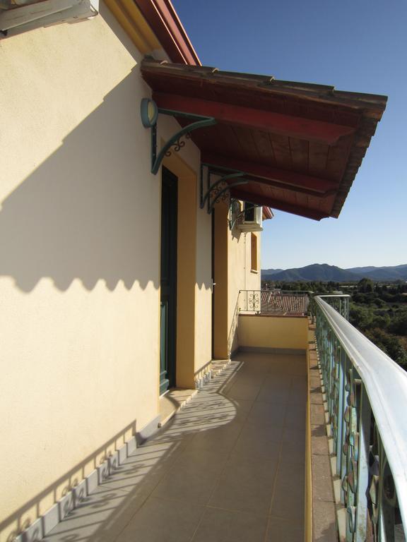 Casa Vacanze - Villa San Pietro ภายนอก รูปภาพ